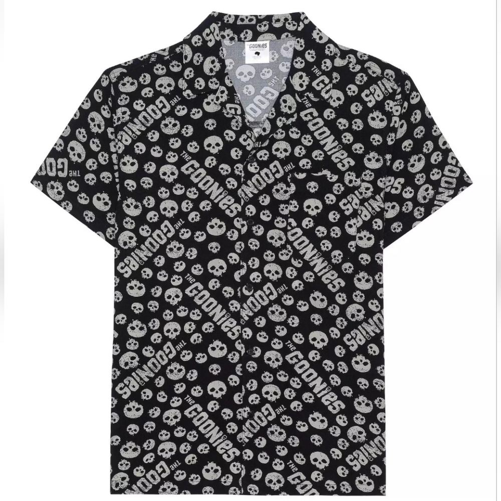 The Goonies Button Down Shirt Mens Large Black Skull Print Short Sleeve Rayon